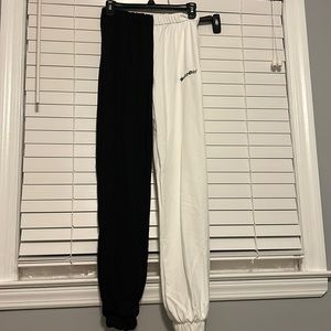 Black and white sweat pants never worn
